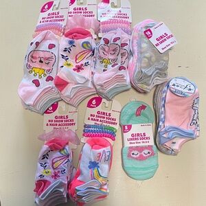 8pc Socks & Hair Accessories Bundle